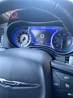 کرایسلەر 300